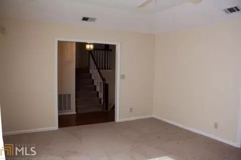 303 Valley Ct, Lagrange, GA 30241 photo 8