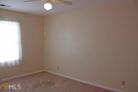 303 Valley Ct, Lagrange, GA 30241 photo 11
