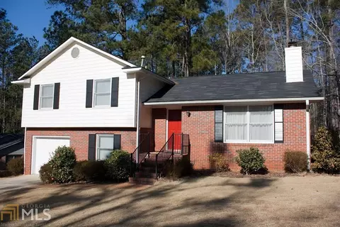 303 Valley Ct, Lagrange, GA 30241 photo 1