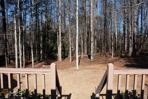 303 Valley Ct, Lagrange, GA 30241 photo 2