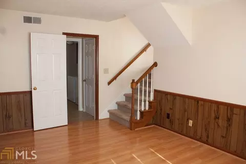 303 Valley Ct, Lagrange, GA 30241 photo 12