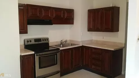 1895 Oxford Dr, Morrow, GA 30260 photo 7
