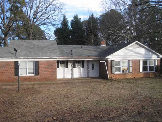 973 Rays Rd, Stone Mountain, GA 30083 photo 1