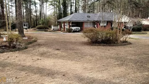 1747 Lake Harbin Rd, Morrow, GA 30260 photo 2
