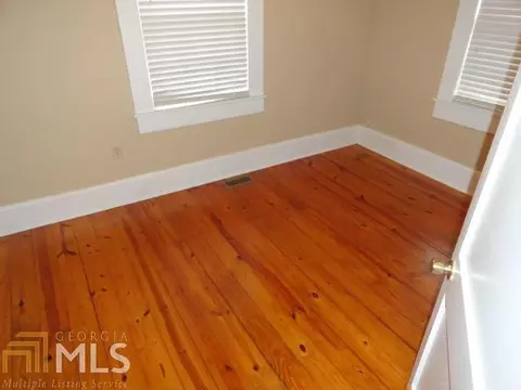 413 E Central Ave, Madison, GA 30650 photo 5