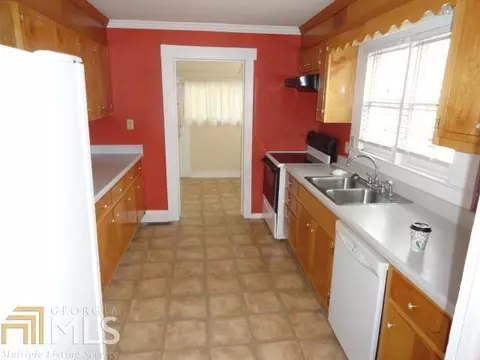 413 E Central Ave, Madison, GA 30650 photo 4