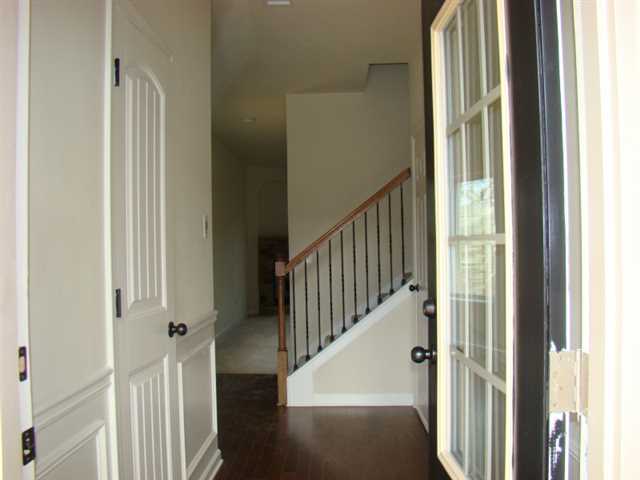 651 Ocean Ave, Canton, GA 30114 photo 2