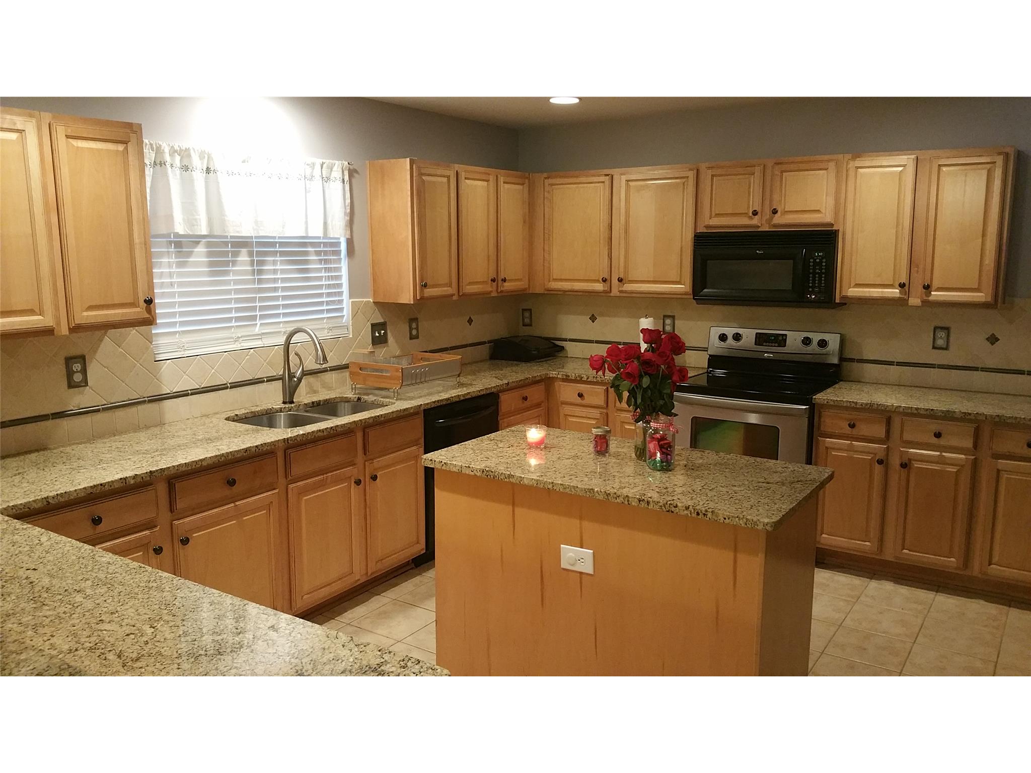 7575 Waverly Loop, Fairburn, GA 30213 photo 3