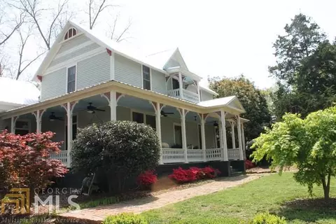 450 Pine St, Madison, GA 30650 photo 2