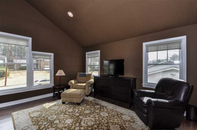 4104 Admiral Dr, Atlanta, GA 30341 photo 13