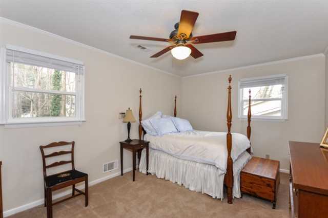 4104 Admiral Dr, Atlanta, GA 30341 photo 18