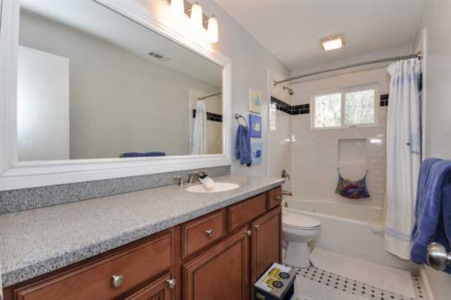 4104 Admiral Dr, Atlanta, GA 30341 photo 19