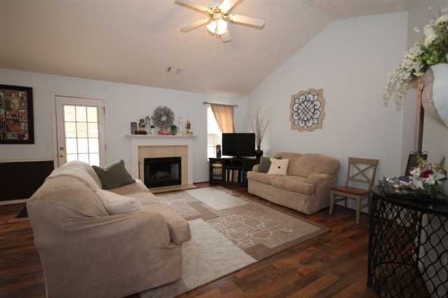 185 Tara Way, Covington, GA 30016 photo 4