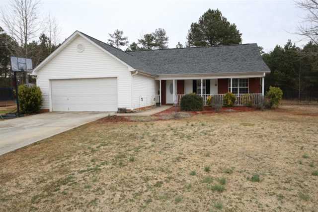 185 Tara Way, Covington, GA 30016 photo 1