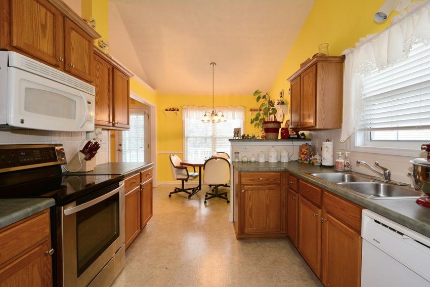 3055 Millpine Ct, Buford, GA 30519 photo 8