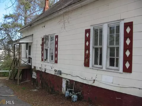 23 W Wright St, Winder, GA 30680 photo 8