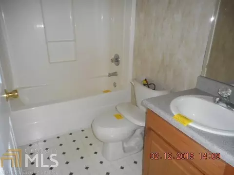 410 Pebble Blvd, Covington, GA 30016 photo 6