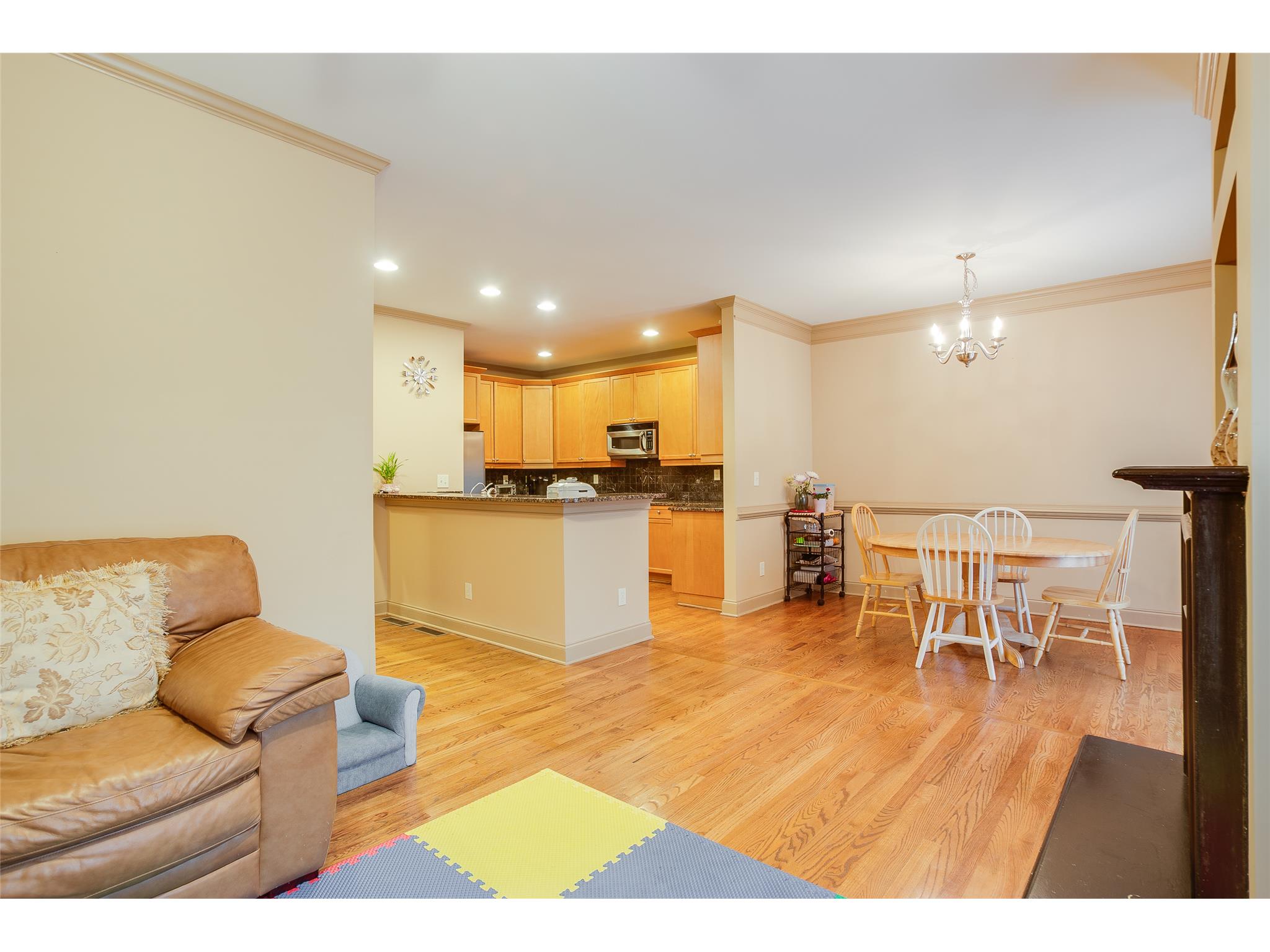 3597 Parkridge Pt, Duluth, GA 30096 photo 11