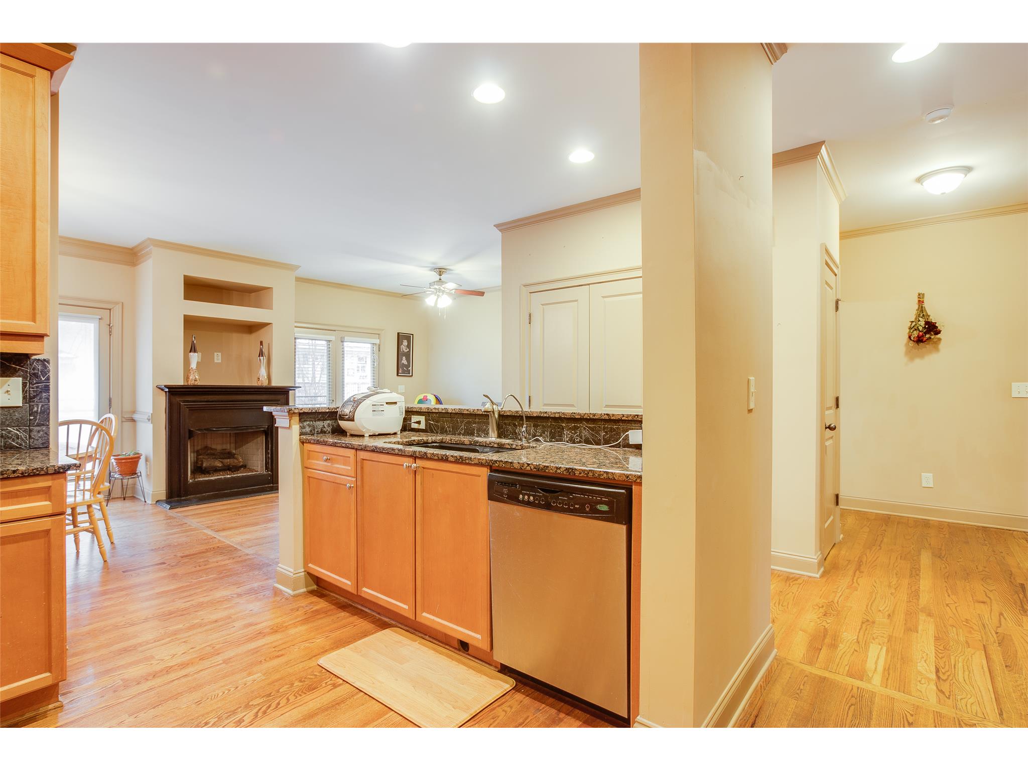 3597 Parkridge Pt, Duluth, GA 30096 photo 7