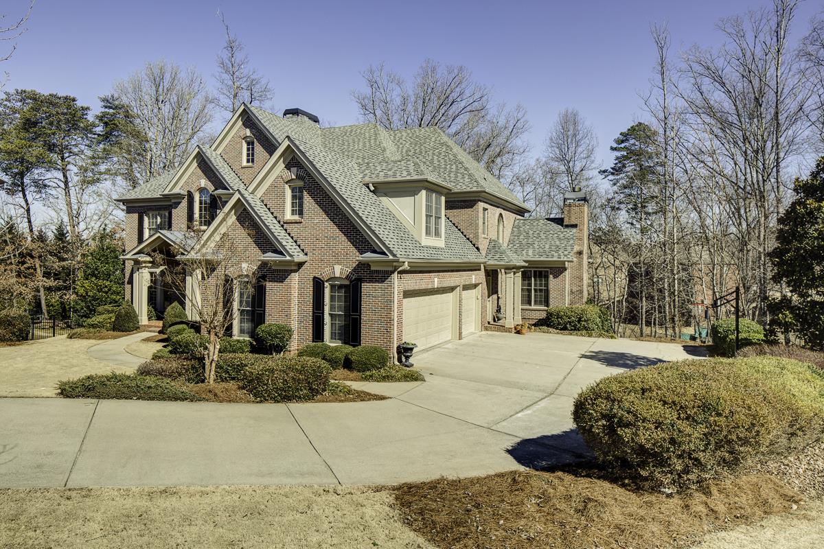 10075 Normandy Ln, Suwanee, GA 30024 photo 2