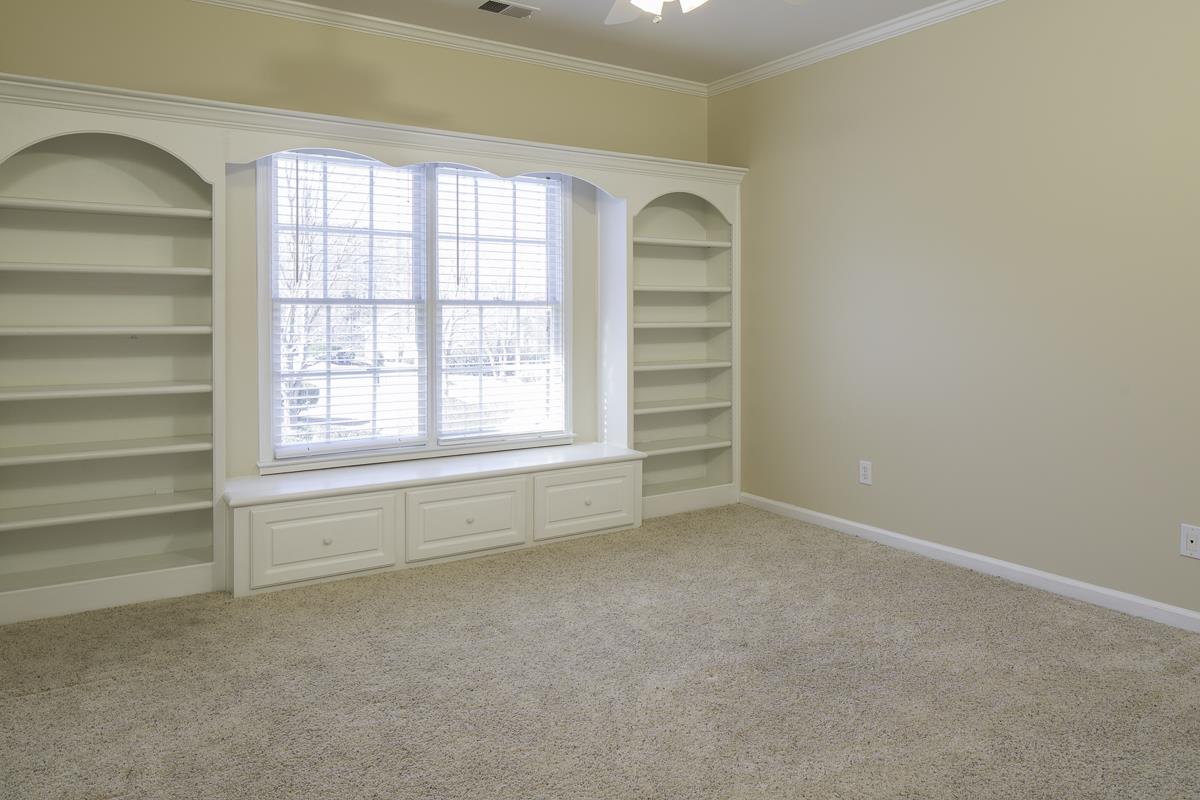 10075 Normandy Ln, Suwanee, GA 30024 photo 14