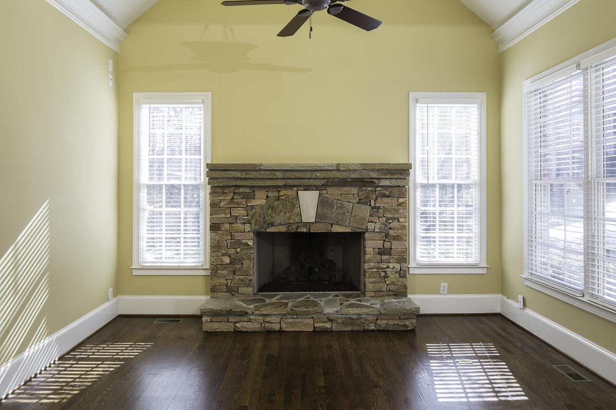 10075 Normandy Ln, Suwanee, GA 30024 photo 10