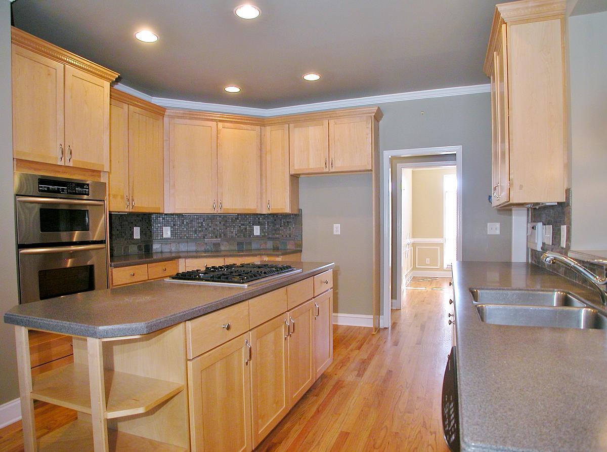 4240 Suwanee Bend Dr, Suwanee, GA 30024 photo 3