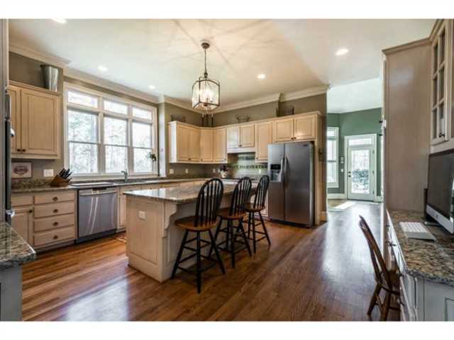 600 Hampton Bluff Ln, Alpharetta, GA 30004 photo 11