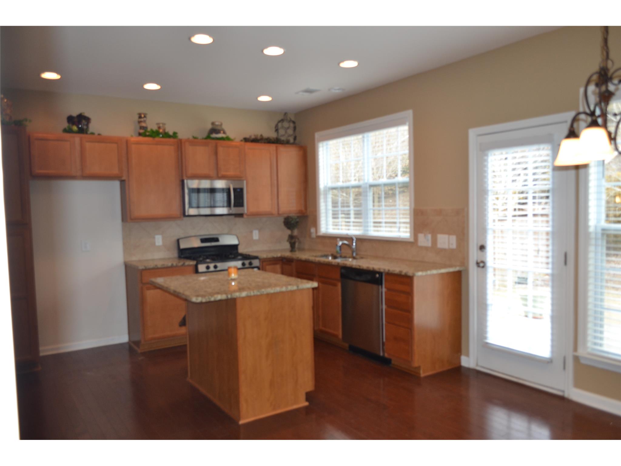 720 Berkeley Ter, Canton, GA 30115 photo 9