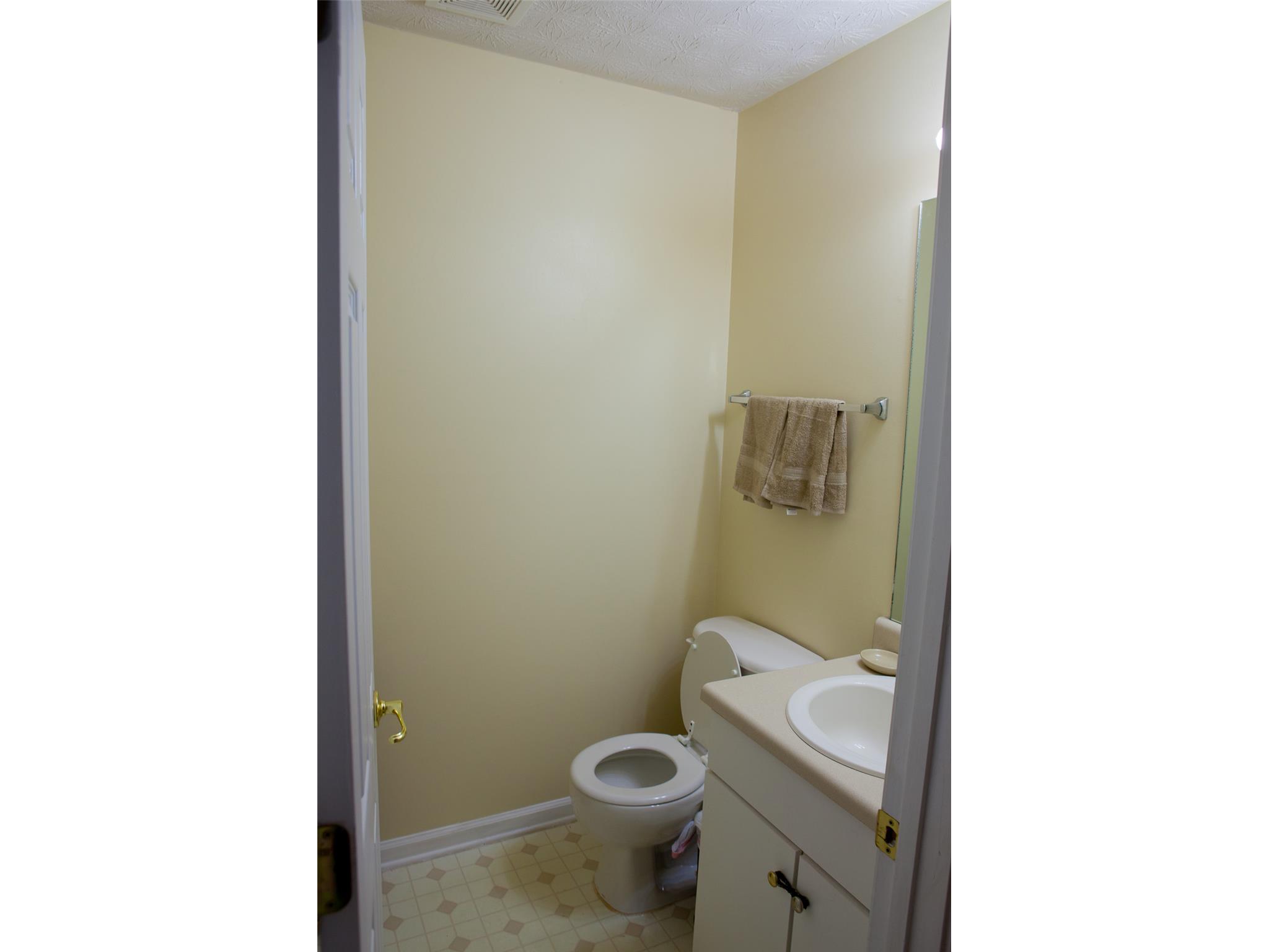 669 Michael Cir, Monroe, GA 30655 photo 8