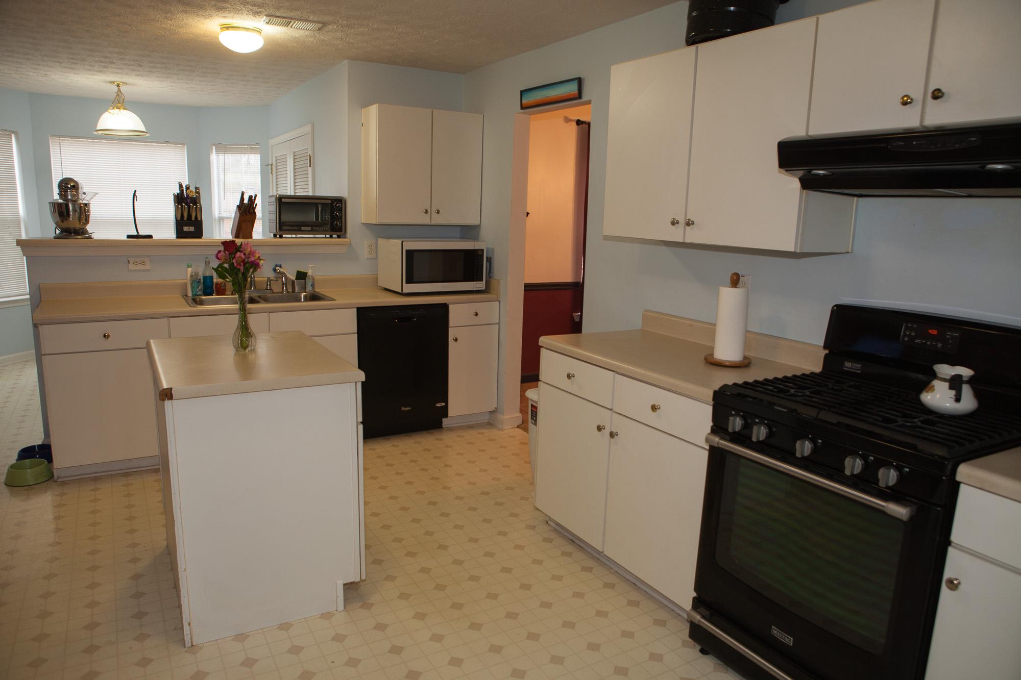 669 Michael Cir, Monroe, GA 30655 photo 4
