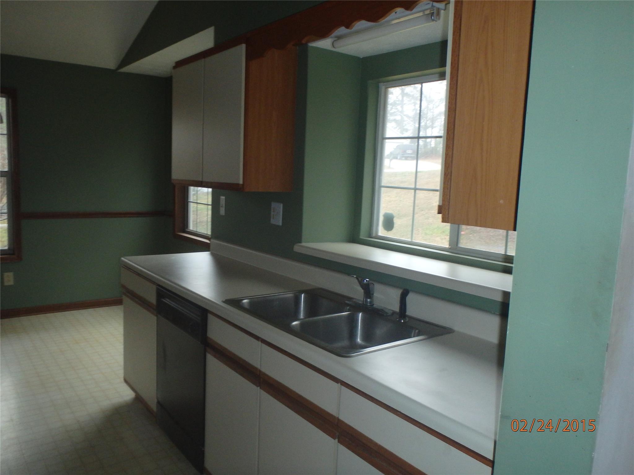 5936 Henry Ct, Rex, GA 30273 photo 4