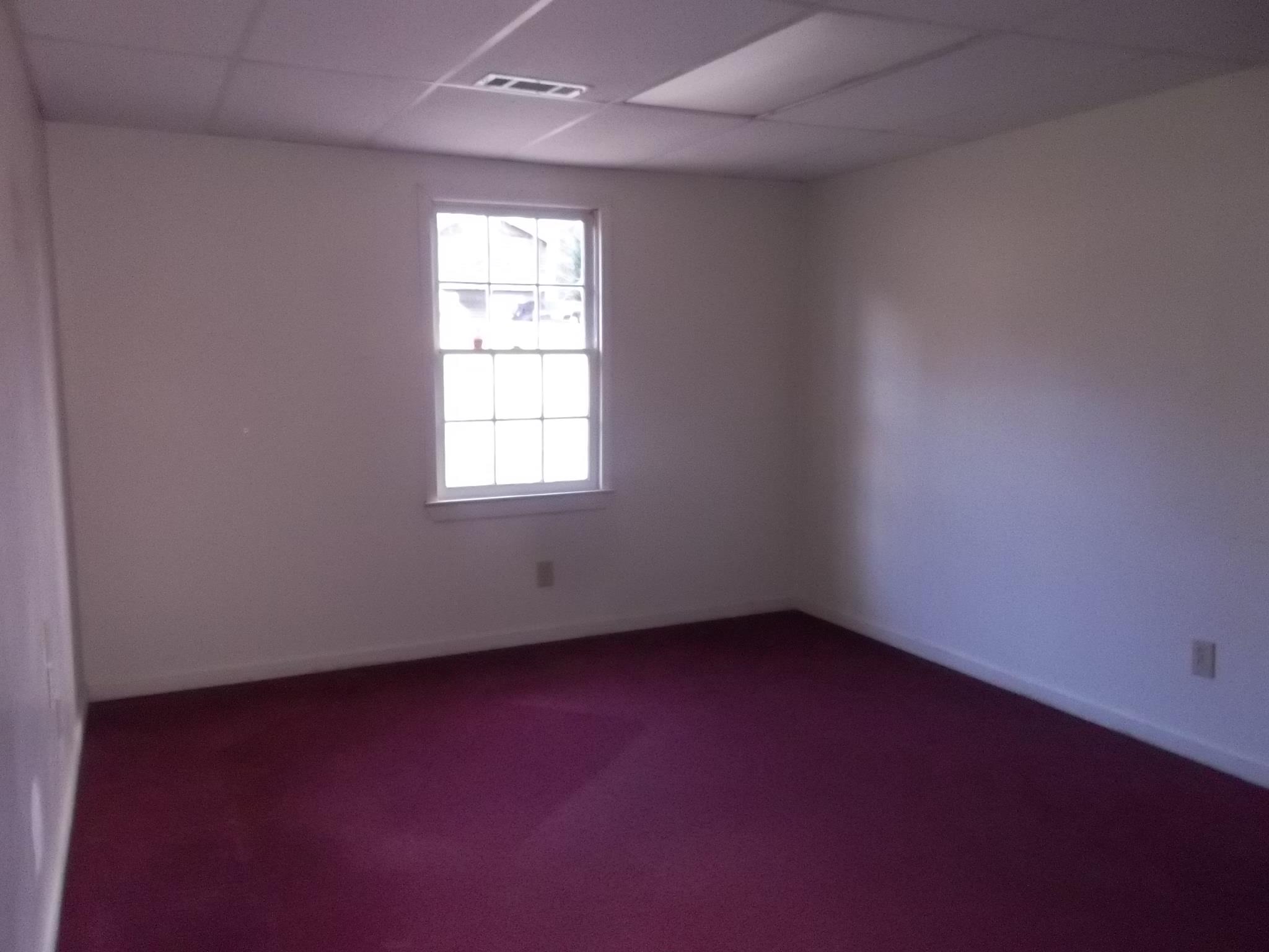 500 Freestone Dr, Newnan, GA 30265 photo 3