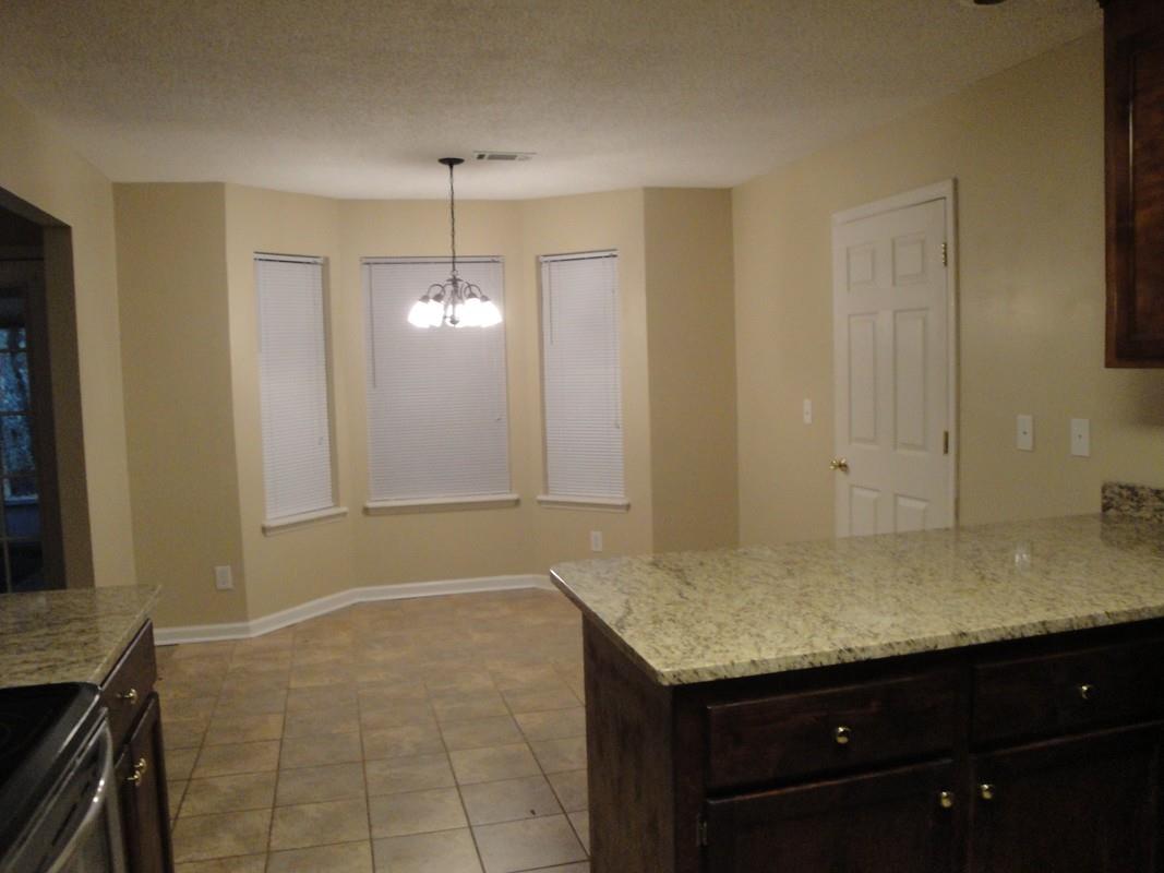 321 Cliff Howard Dr, Warner Robins, GA 31088 photo 5