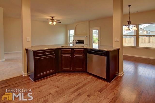 209 Christopher Michael Ln, Hampton, GA 30228 photo 6