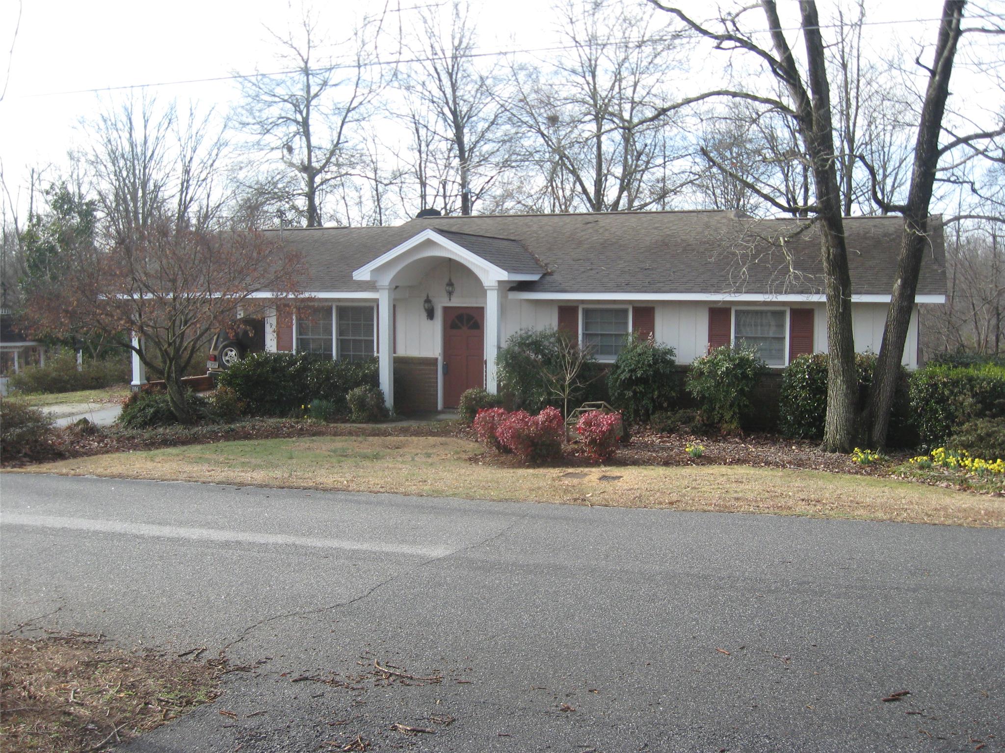 196 Hillcrest Loop, Royston, GA 30662 photo 1