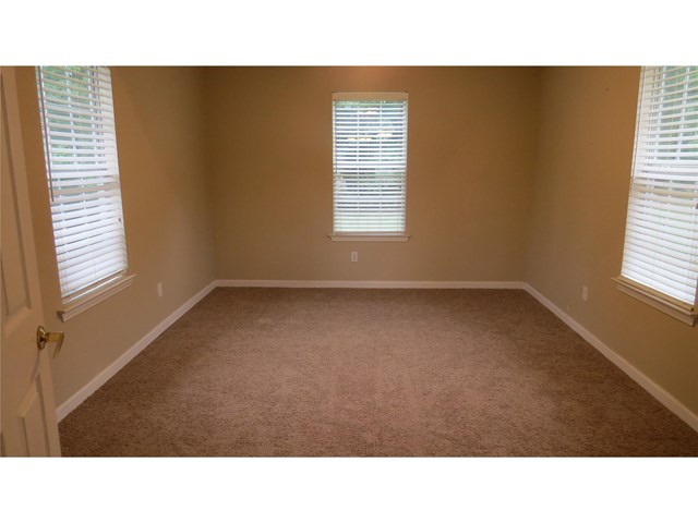 128 Thornberry Trl, Jackson, GA 30233 photo 17