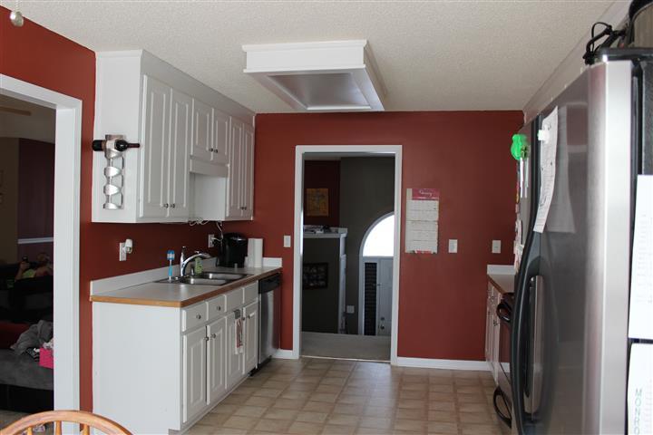 357 Centennial Dr, Bethlehem, GA 30620 photo 3