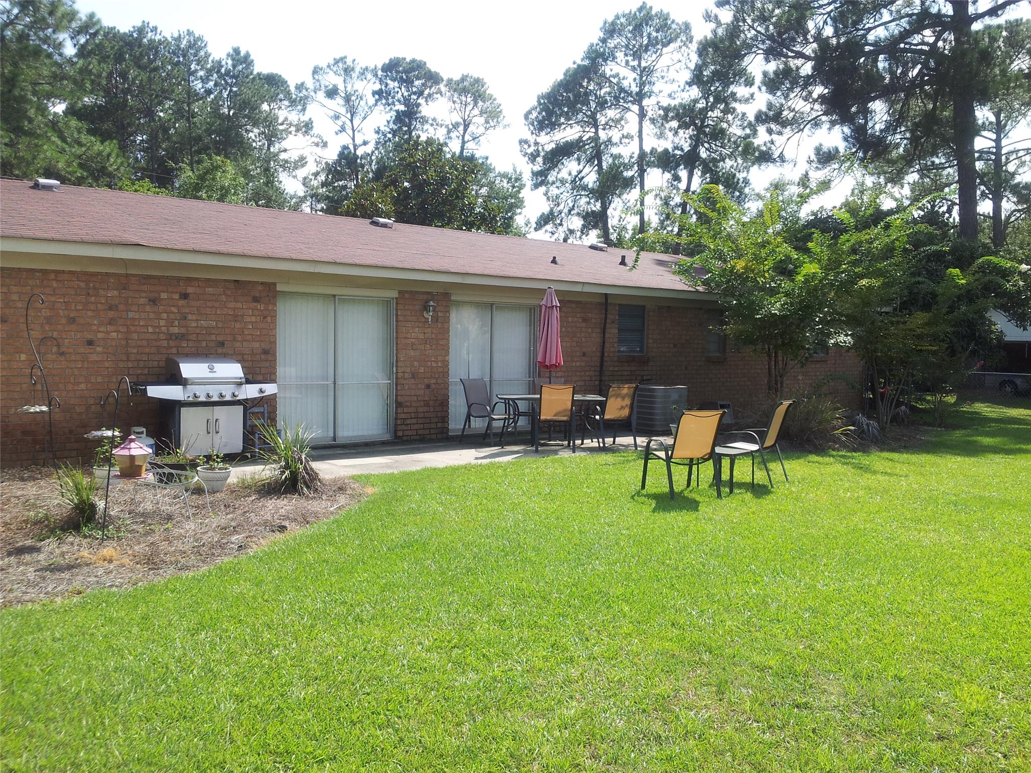809 Womble St, Claxton, GA 30417 photo 14