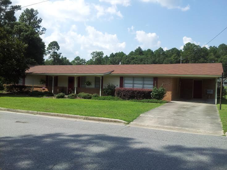 809 Womble St, Claxton, GA 30417 photo 1