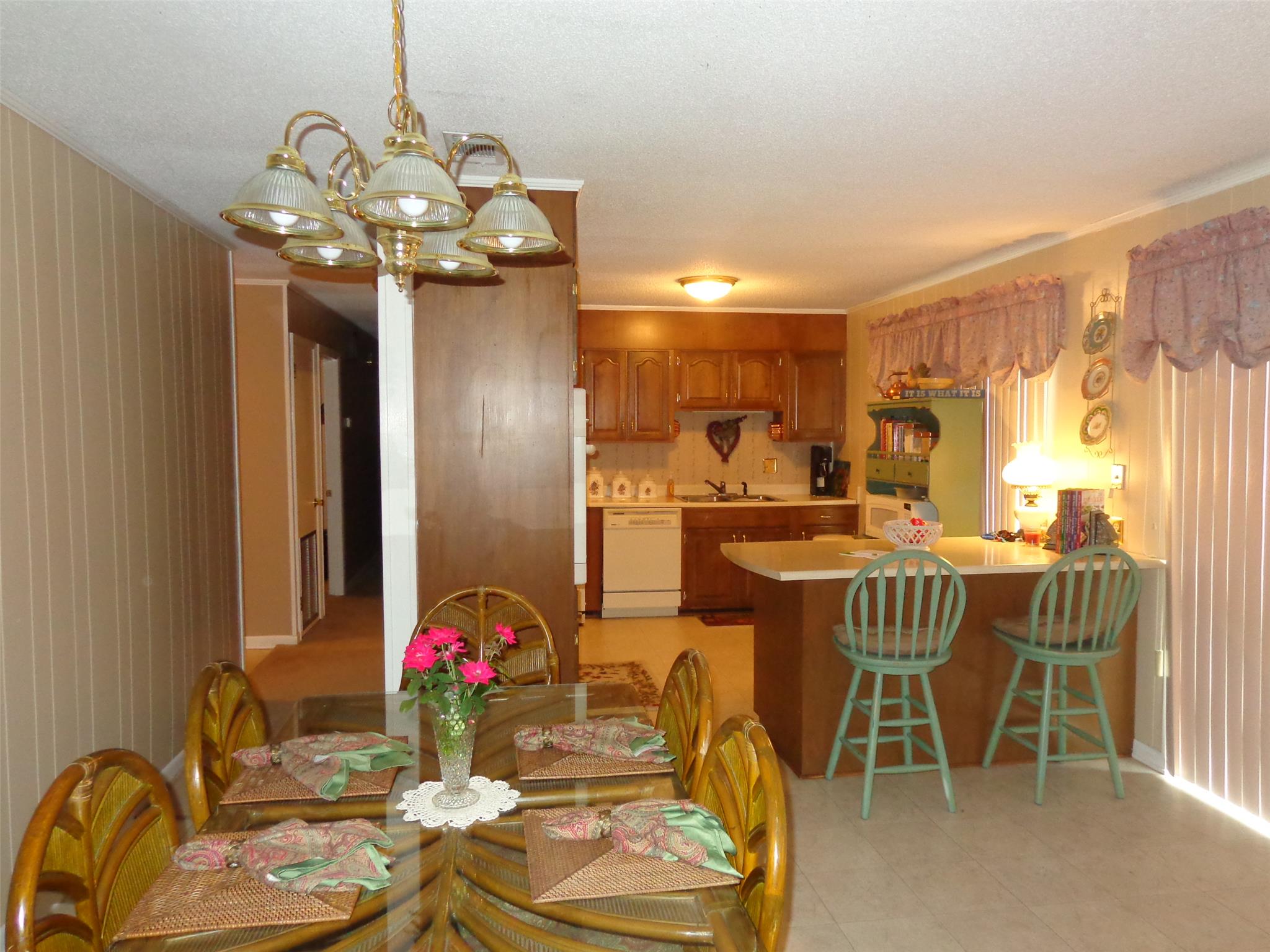 809 Womble St, Claxton, GA 30417 photo 8