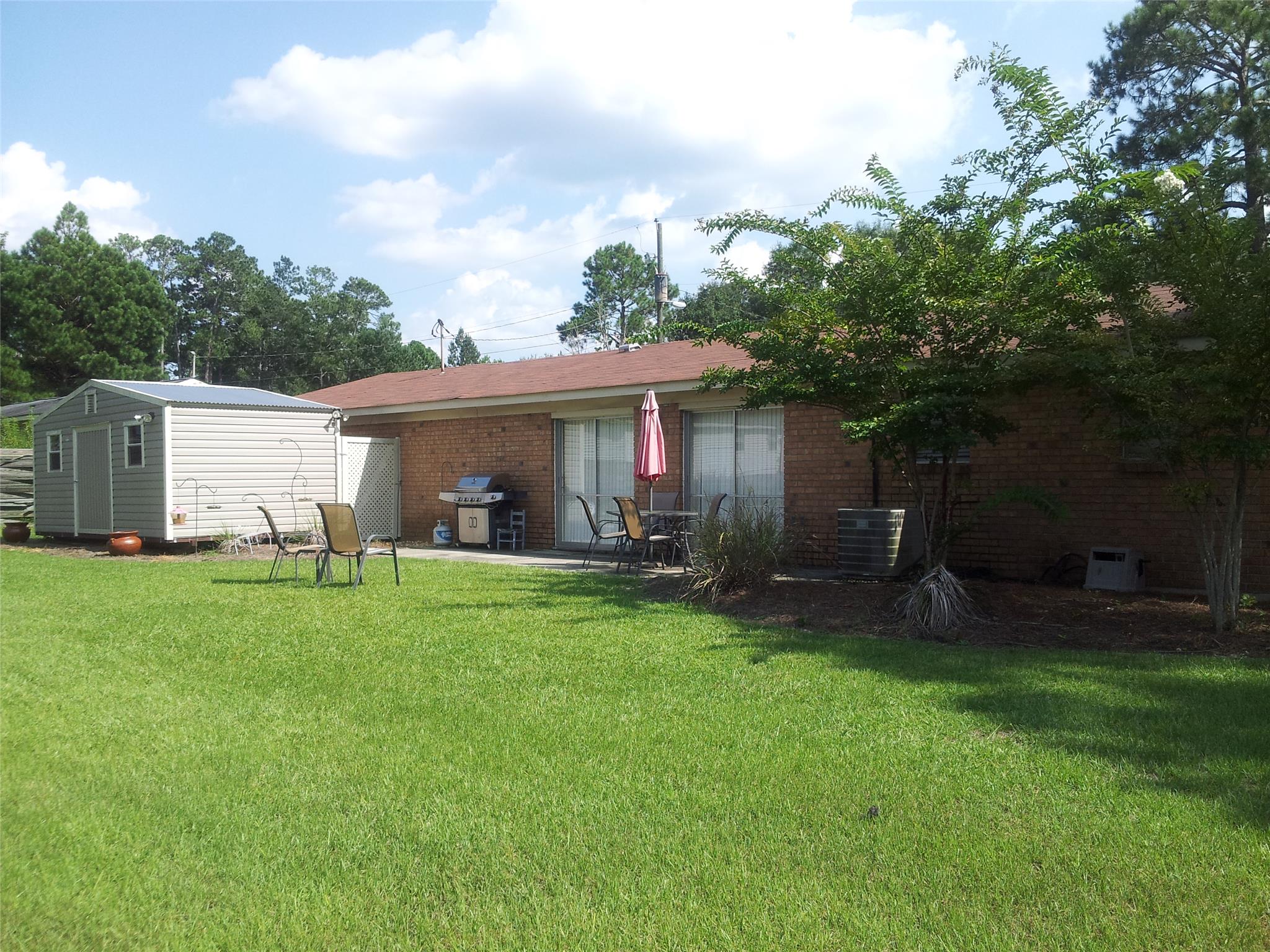 809 Womble St, Claxton, GA 30417 photo 15