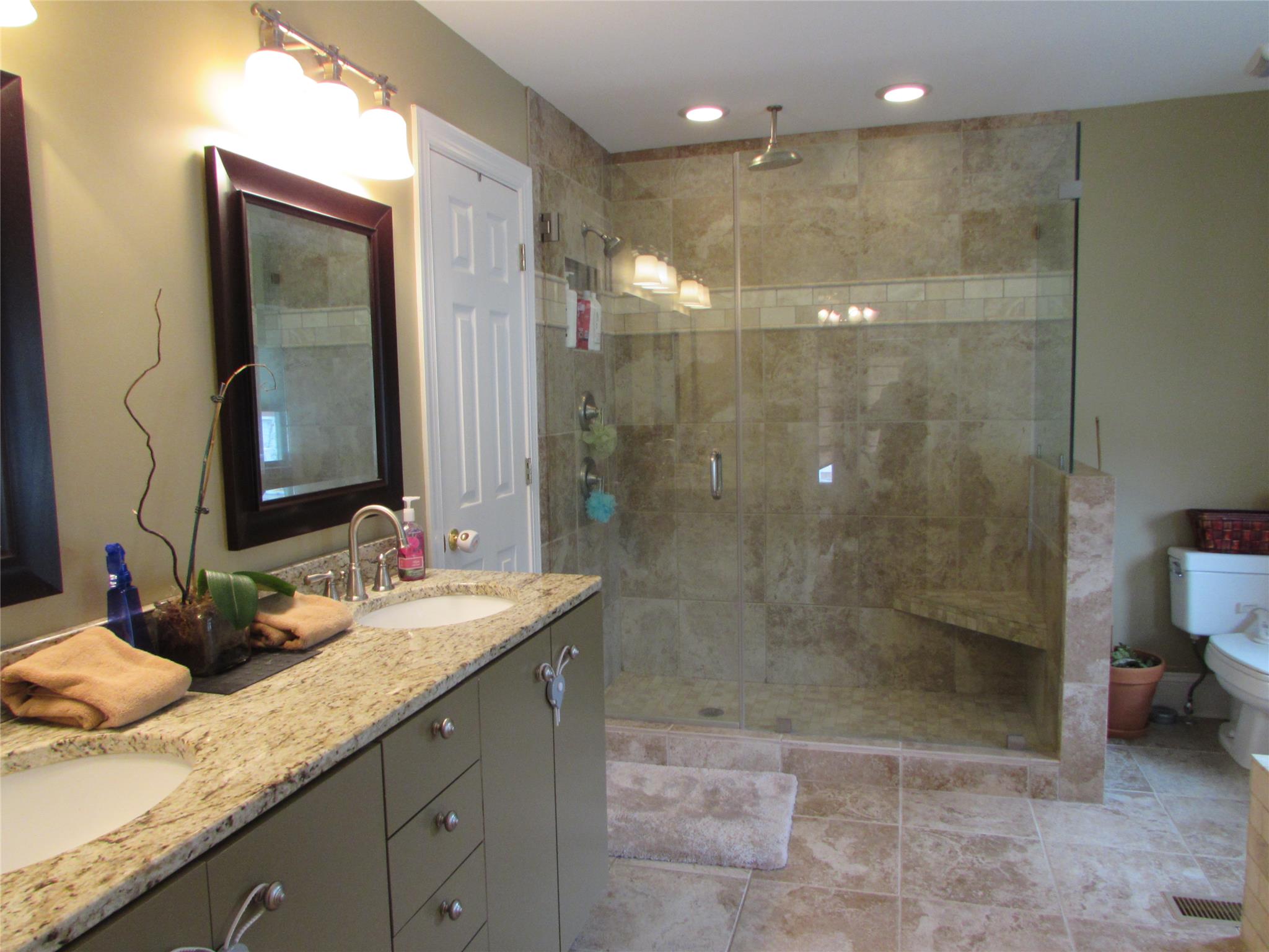 13643 Hughes Xing, Hampton, GA 30228 photo 10