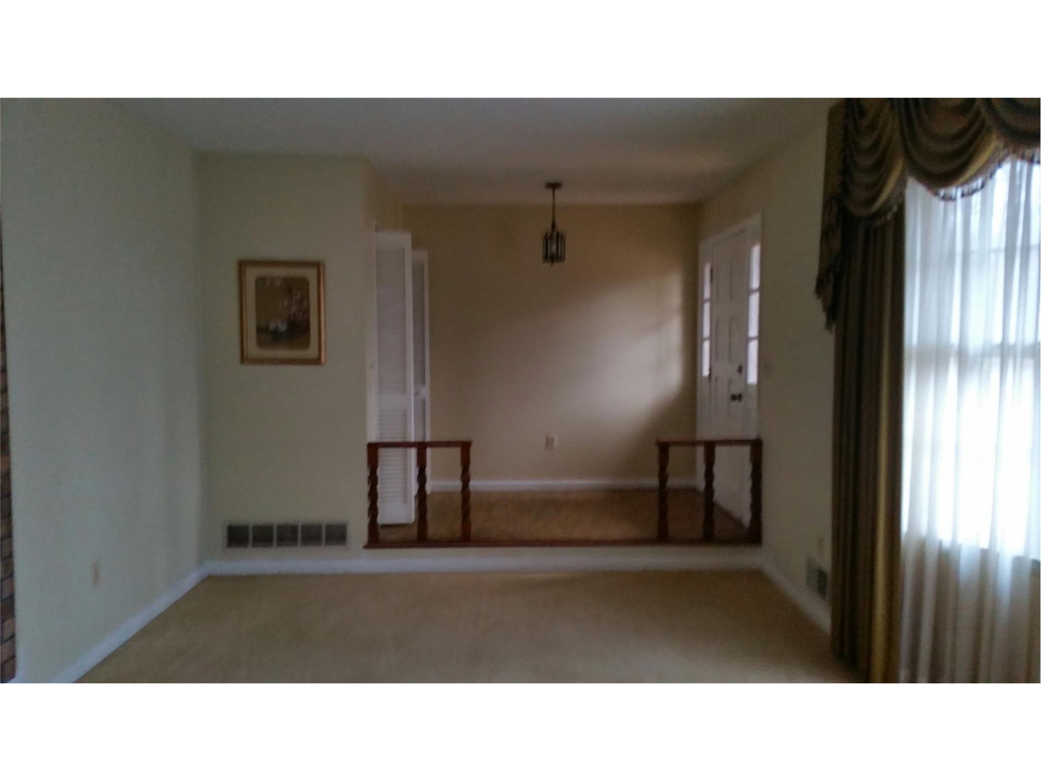 147 Morningside Dr, Cornelia, GA 30531 photo 4