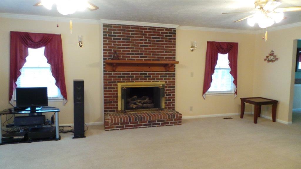205 Lakeshore Way, Lagrange, GA 30240 photo 2