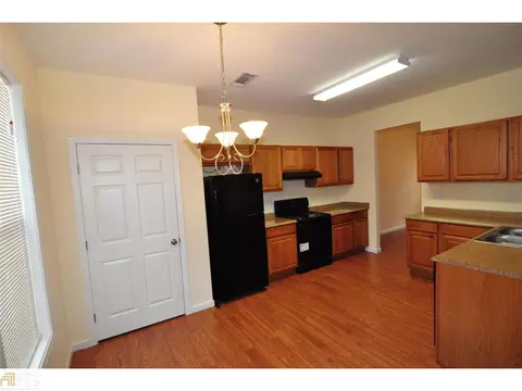 1518 Persimmon Trce, Morrow, GA 30260 photo 7