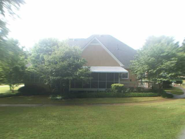 200 Drumcliff Ct, Tyrone, GA 30290 photo 2