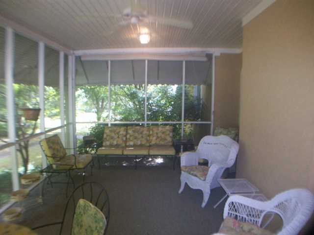 200 Drumcliff Ct, Tyrone, GA 30290 photo 9