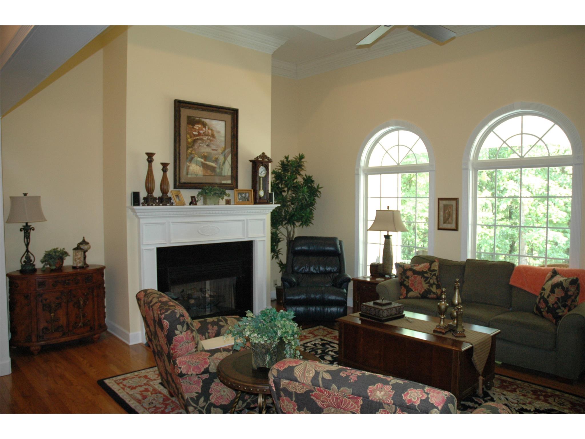 215 Village Dr, Lagrange, GA 30240 photo 6