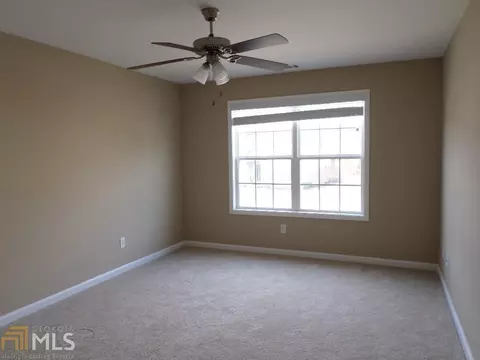 5568 Dendy Trce, Fairburn, GA 30213 photo 9